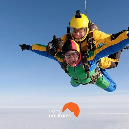 #063 Flat By Holidays